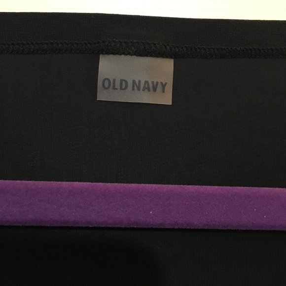 Old Navy Beach/Pool Cover - Picture 2 of 3